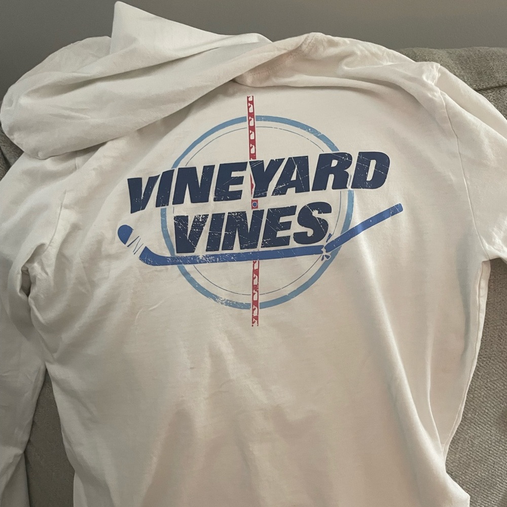 COPY - vineyard vines long sleeve hooded hockey tee